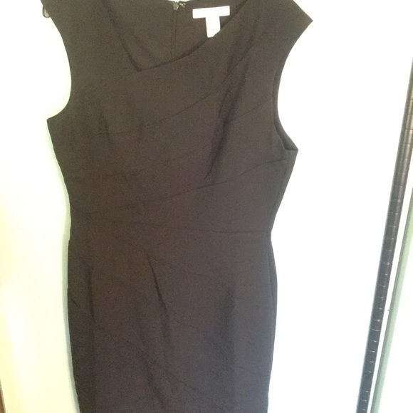 Black dress - Picture 2 of 3